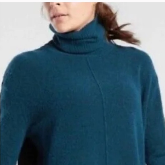 Athleta Sweaters - ATHLETA TRANSIT MERINO WOOL COLORBLOCK TURTLENECK SWEATER